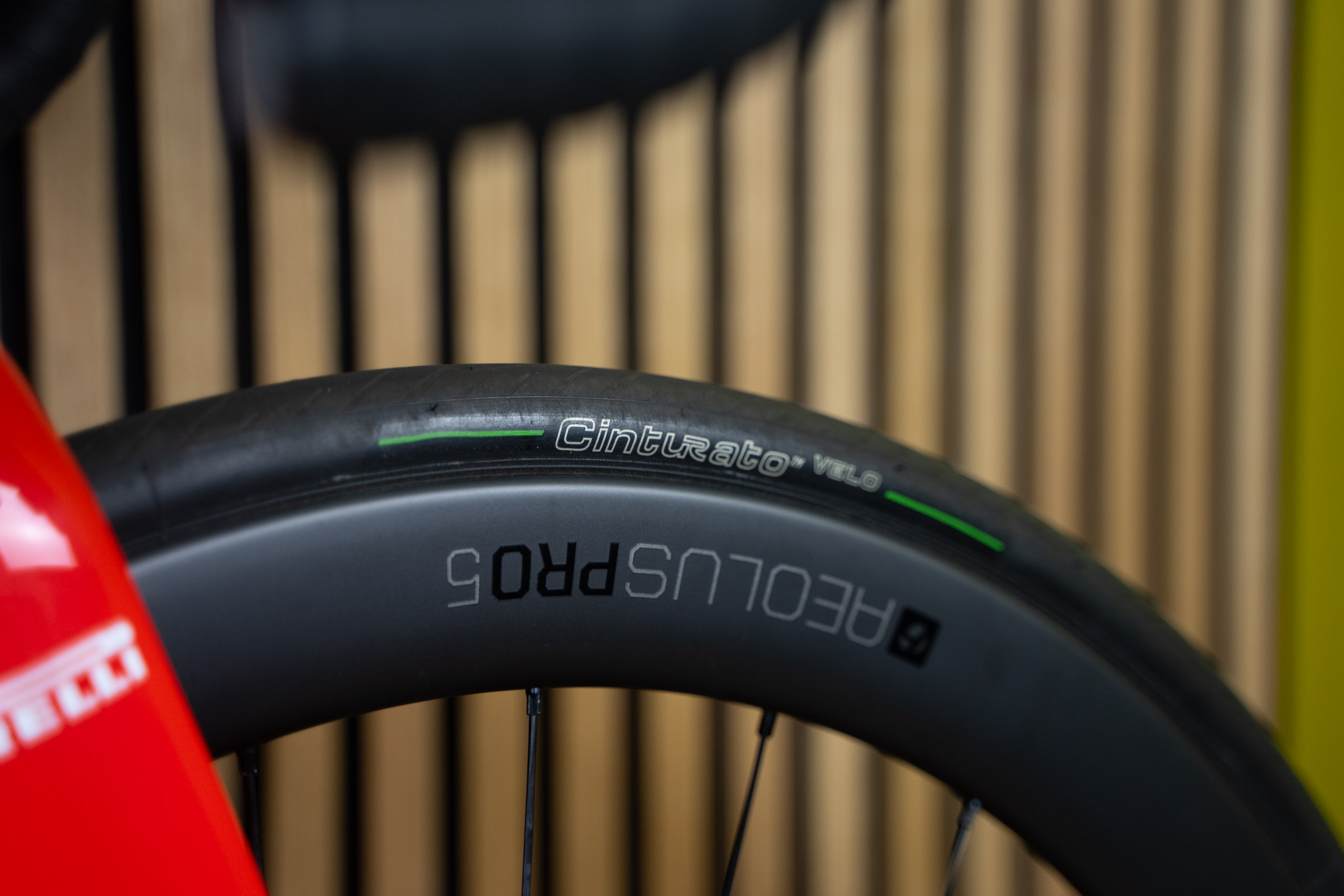 Trek Madone SLR9 DISC 